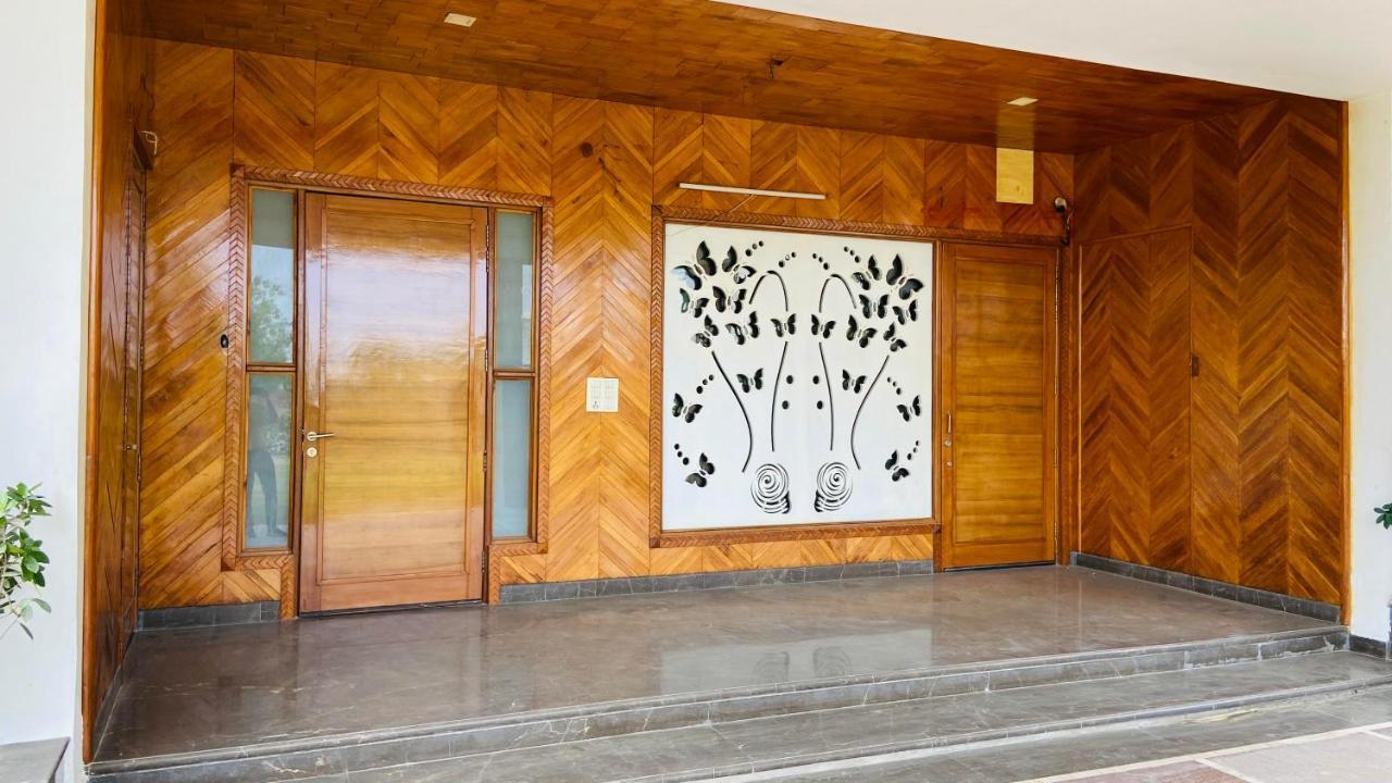 Shakuntlam Farms 4Bhk Jaipur Exterior photo