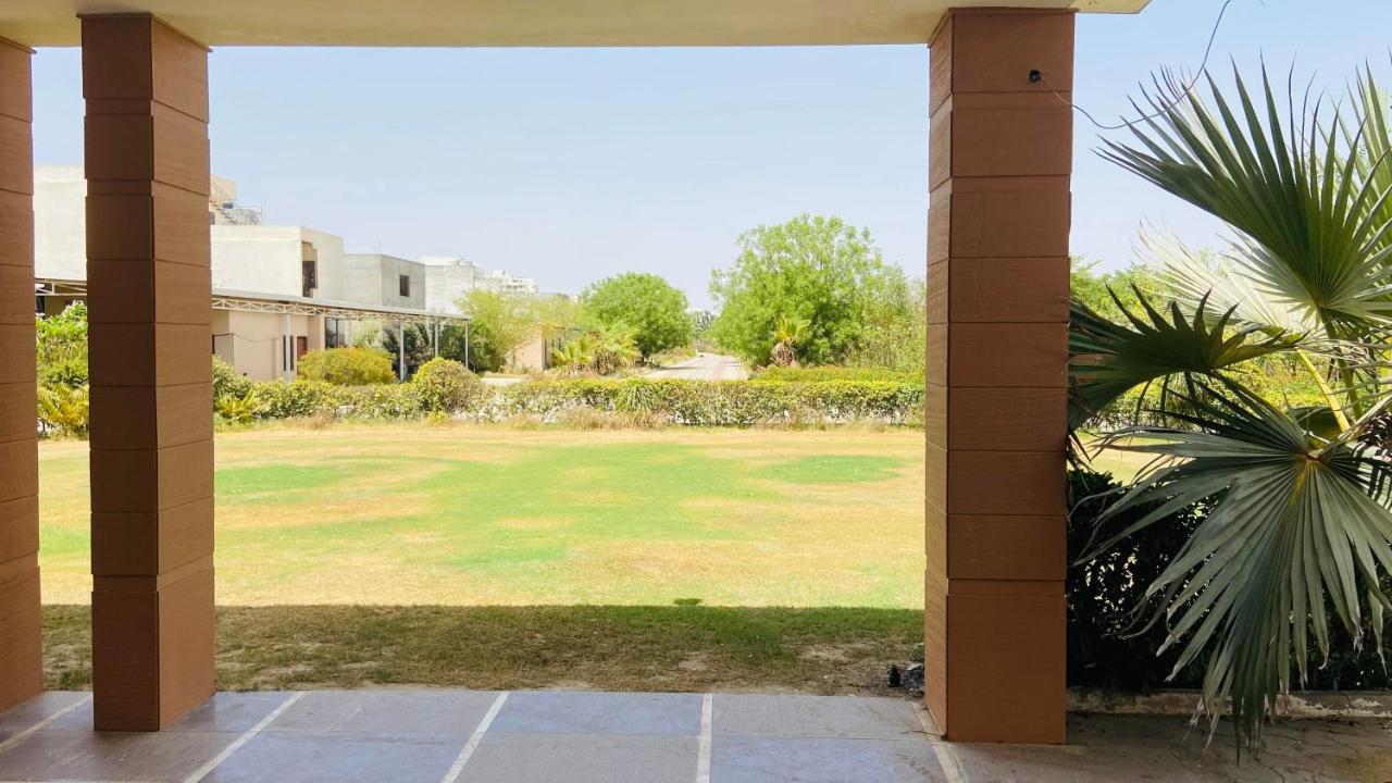 Shakuntlam Farms 4Bhk Jaipur Exterior photo